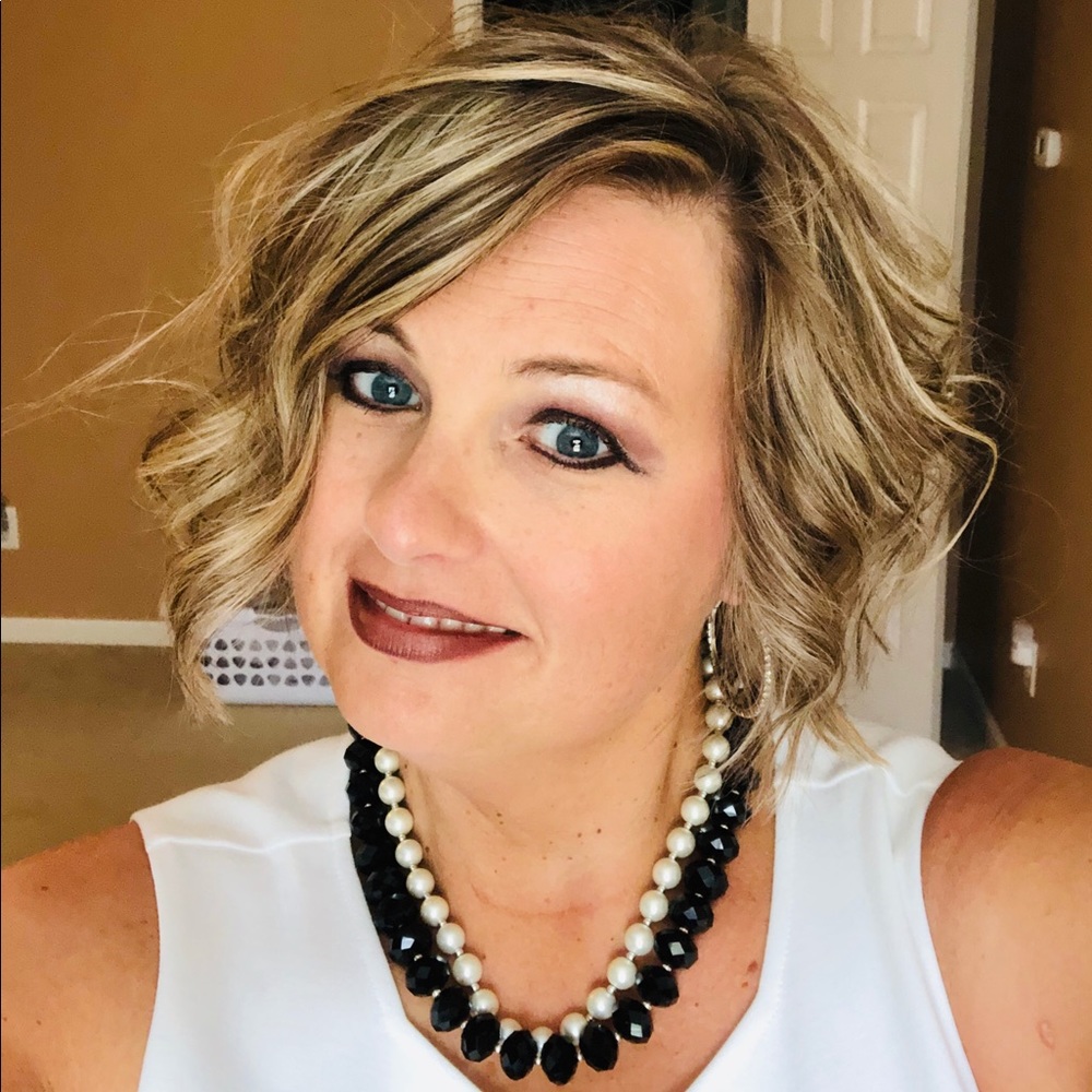 Meet your Posher, Kimberly